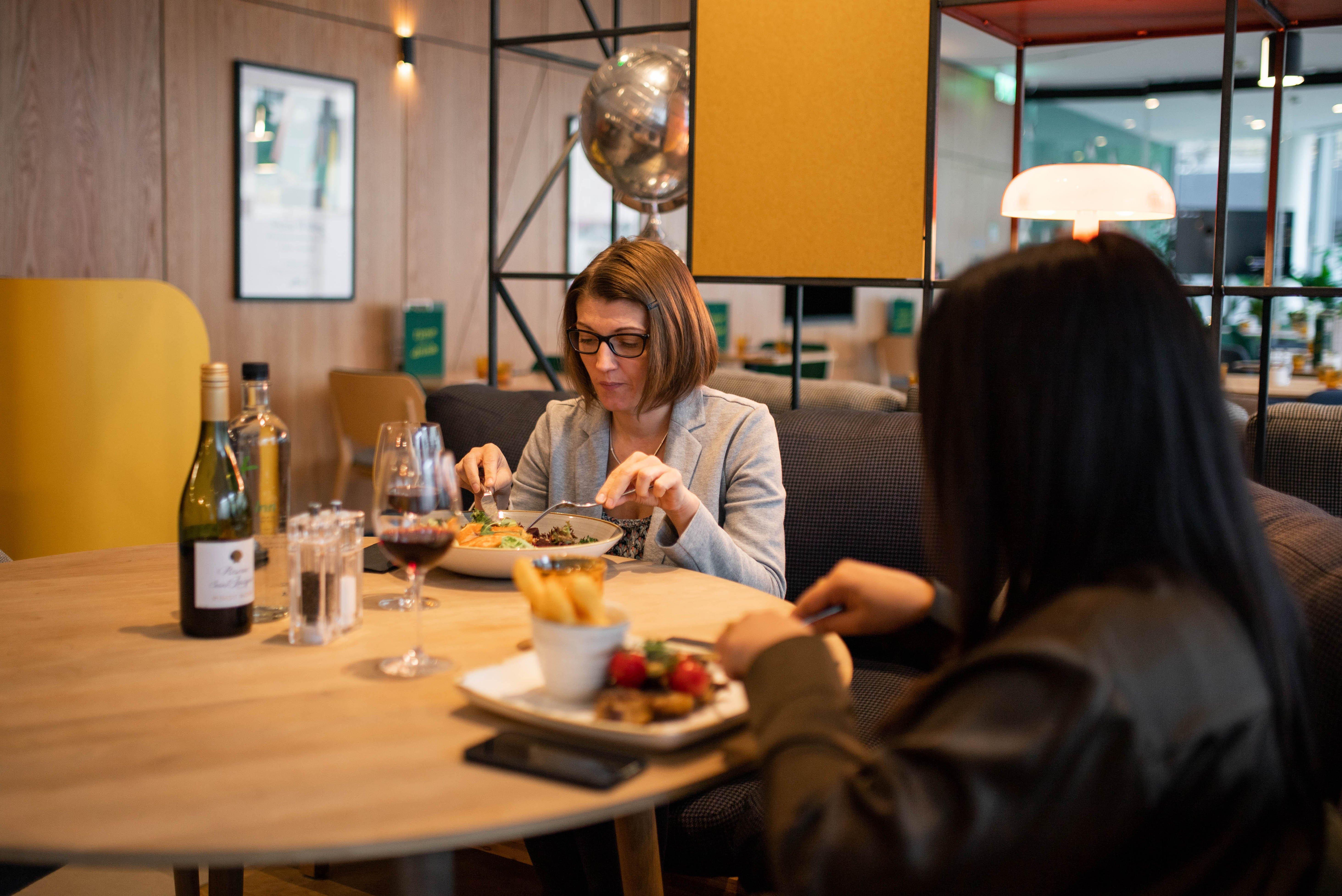 Holiday Inn London - Whitechapel By Ihg Экстерьер фото
