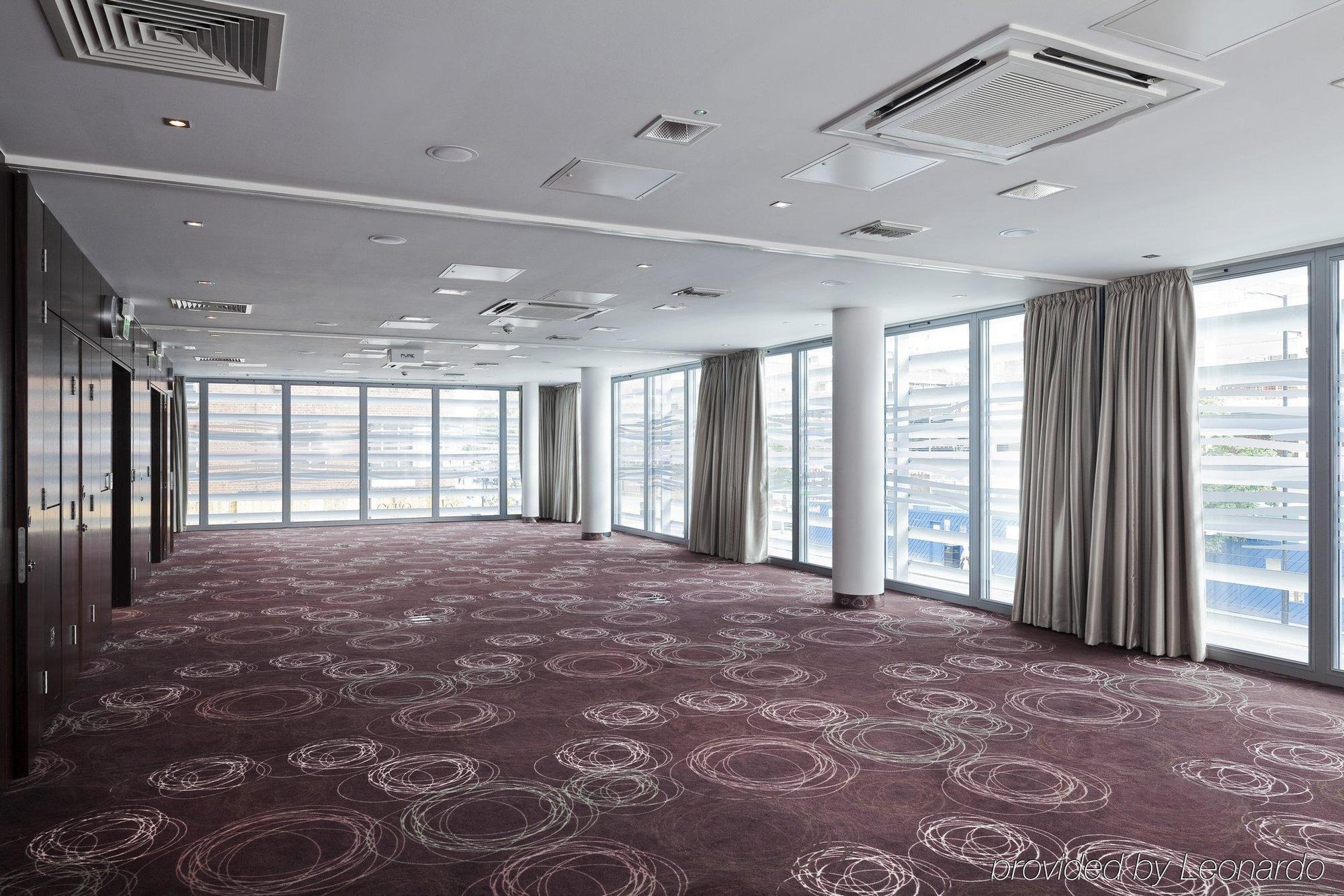 Holiday Inn London - Whitechapel By Ihg Экстерьер фото